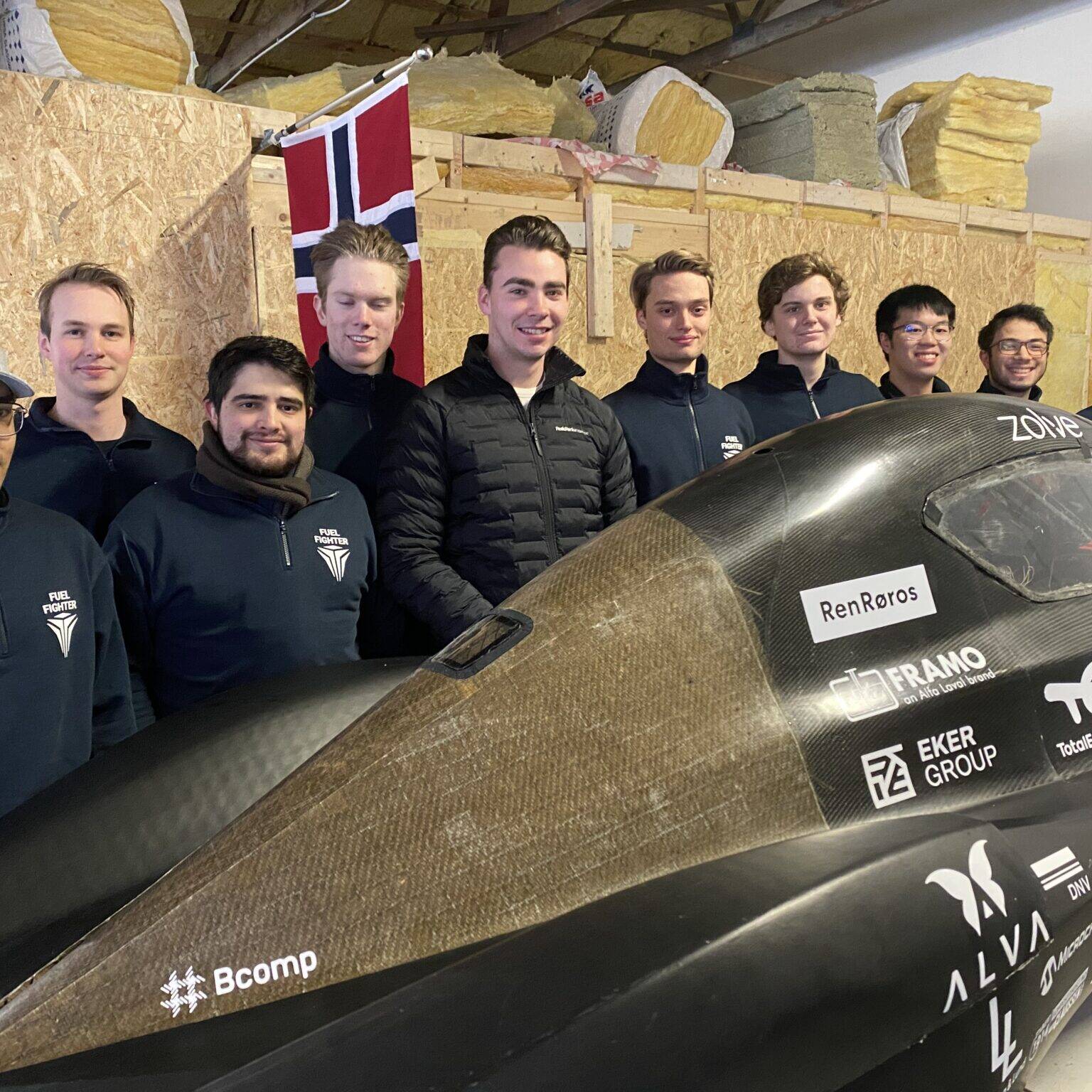 Ren Røros og RRIA er sammen sponsor av studentgruppen Fuel Fighter som konstruerer en bil som kan kjøre fra Trondheim til Berlin med energimengde tilsvarende en liter bensin.